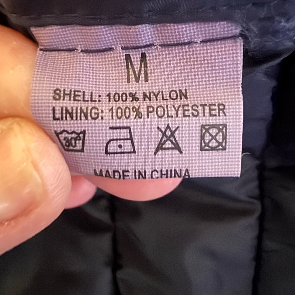 Men's Dark Blue Quilted Vest - Picture 6 of 6